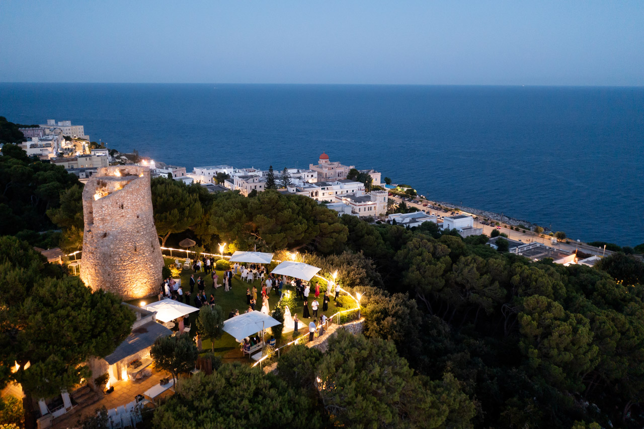 Torre Saracena di Monte Saracino del XVI secolo a Cala dei Balcani, Santa Cesarea Terme, Salento, Lecce